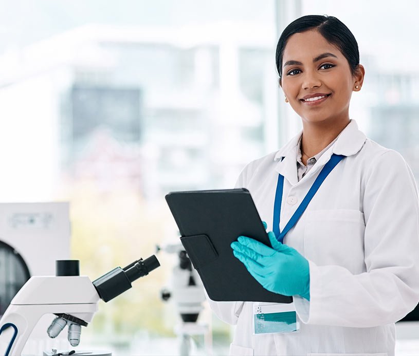 Students learning blood testing in DMLT course in Thane